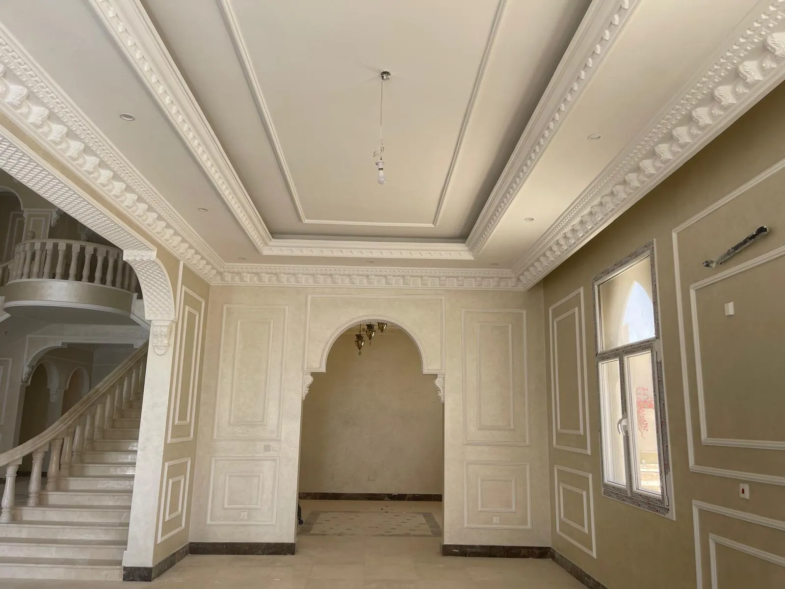 Gypsum ceilings and decorative mouldings